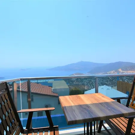 Yeni Villa Kalkan